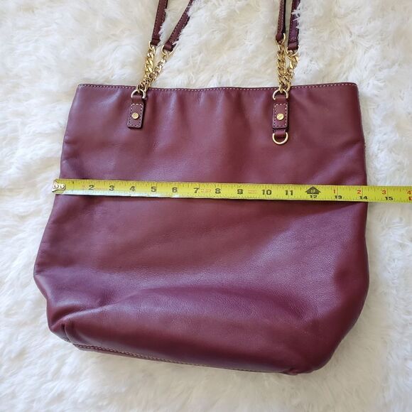 Michael Michael Kors Purple Shoulder Bag Color Burgundy Chain Strap - Picture 8 of 11